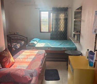 Mysore House | 3 Beds Room for 5 people Private Stay at Cool Calm Place