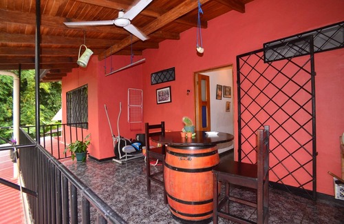 Manuel Antonio House | 3 BR 2 B SPACIOUS HOUSE NEAR THE SOCCER FIELD IN MANUEL ANTONIO