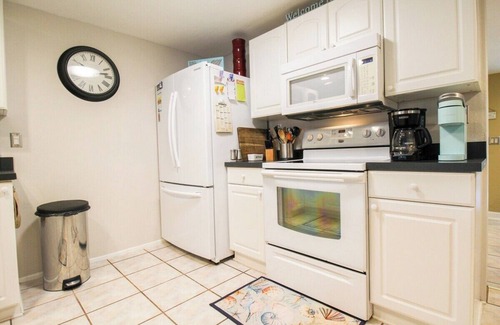 Laurel House | 3 BR Pool Home In Nokomis - Close To Beaches - Tropical Escape