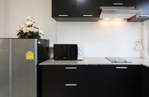 Chang Khlan House | 3 BR townhouse in Chiangmai city near old town and near bazaar