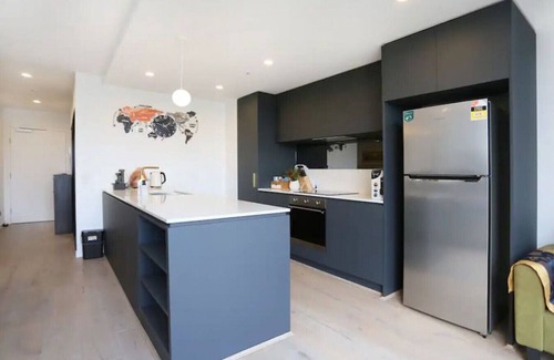 Reid Apartment | 3 BRs topfloor view@Heart of Canberra free parking