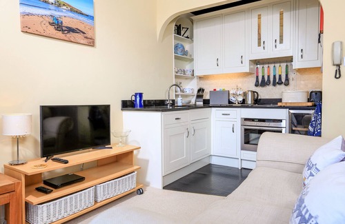 Dartmouth Cottage | 3 DARTVIEW in Dartmouth
