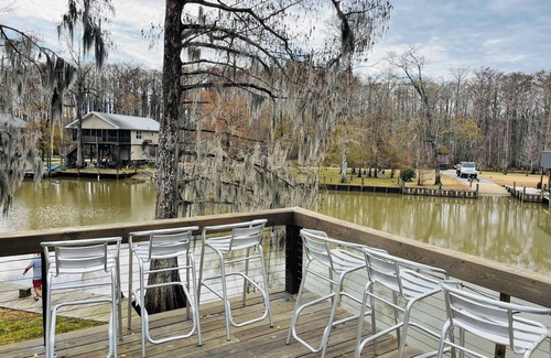 Burnside House | 3 levels, 3 bed room spacious waterfront home is located in the Maurepas Swamp