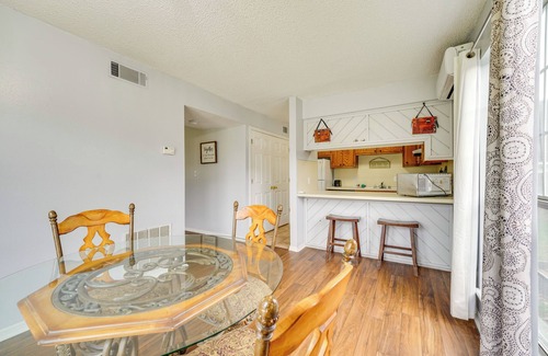 Fort Smith Apartment | 3 Mi to Downtown Fort Smith: Quiet Home w/Patio