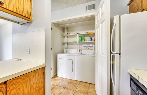 Fort Smith Apartment | 3 Mi to Downtown Fort Smith: Quiet Home w/Patio