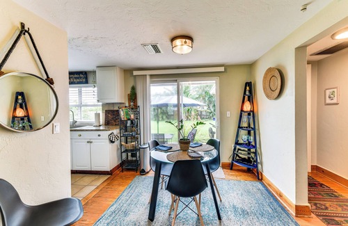Southgate House | < 3 Mi to Dtwn: Pet-Friendly Sarasota Stay w/Yard
