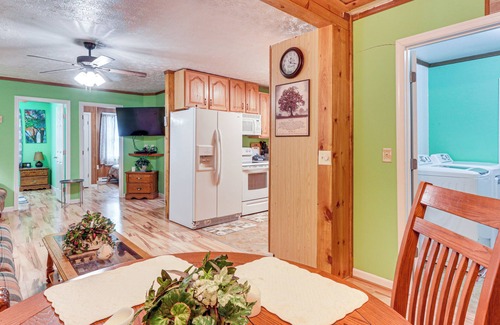 Points Cabin | 3 Mi to Potomac River: Remote Cabin in Springfield