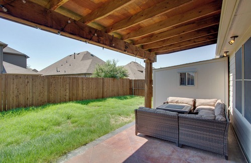 Little Elm House | 3 Mi to Union Park: Little Elm Escape w/Patio