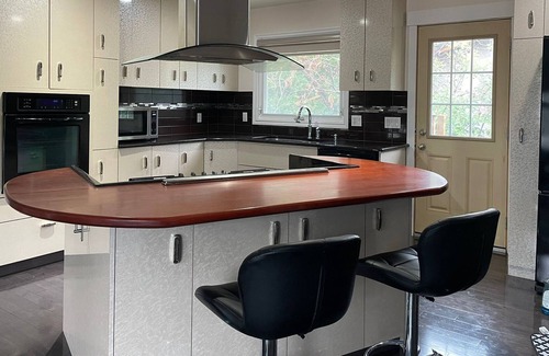 Northwest Calgary House | 3 mins walk to Foothills medical centre