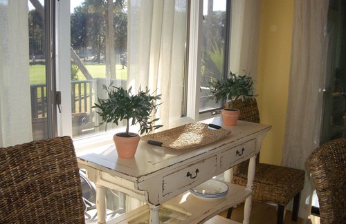 Kiawah Island Villa | 3 Minute Walk to Beach/Resort Privileges, Overlooking 17th Green