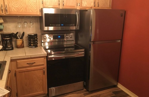 Historic District Condo | 3 MINUTE WALK TO MAIN STREET. 5 Minute Walk To Gondola.