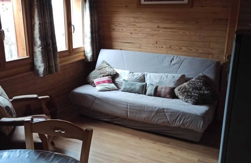 Les Carroz-d'Araches Apartment | 3 minutes from the village center, charming self-contained chalet apartment.