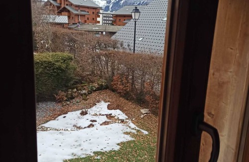Les Carroz-d'Araches Apartment | 3 minutes from the village center, charming self-contained chalet apartment.