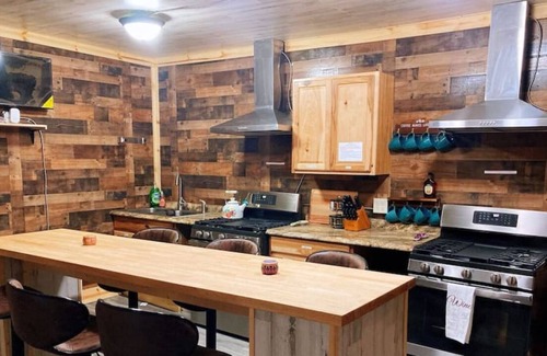 Leadville Apartment | #3 Private Room in Motel Dog Friendly Leadville CO