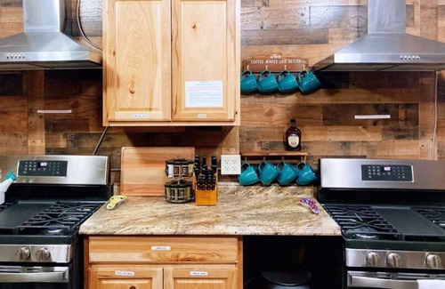 Leadville Apartment | #3 Private Room in Motel Dog Friendly Leadville CO
