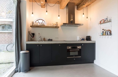 Abcoude Cottage | 3. Quietly Located Farm Close to RAI and Train