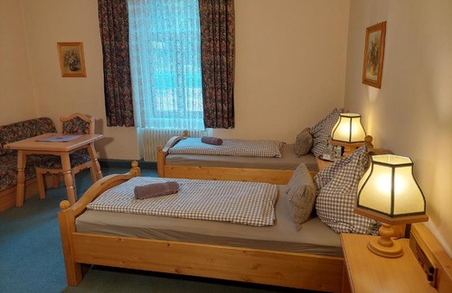 Leoben House | 3 Raben - Leoben - Zimmer für Geschäftsreisende, Urlauber, Monteure und Handwerker, Polski Pensjonat Austria