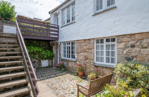 St Ives Cottage | 3 Redfern Court