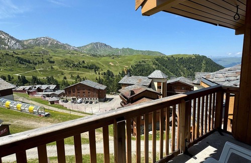 Belle Plagne Apartment | 3-room apt, heated pool, pets allowed, ski-in/ski-out