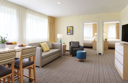 Central Business District Resort | 3 Spaces! Great Downtown Base near Lafayette Square & Louis Armstrong Park