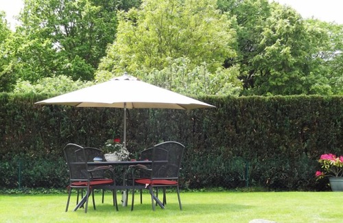 Binz Apartment | 3 star apartment Emmely, quiet location, parking lot, internet access
