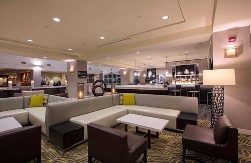 Downtown Hotel | 3-Star Hotel ∙ Bakersfield Marriott at the Convention Center