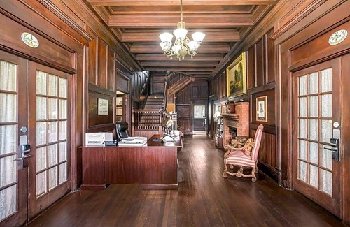 Historic Downtown Apalachicola Hotel | 3-Star Hotel ∙ Coombs Inn & Suites, Ascend Hotel Collection
