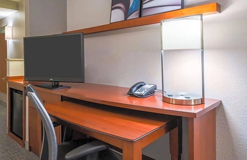 Downtown Little Rock Hotel | 3-Star Hotel ∙ Courtyard by Marriott Little Rock Downtown