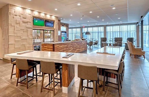 Southington Hotel | 3-Star Hotel ∙ Courtyard by Marriott Southington