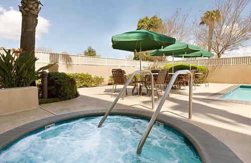 Milpitas Hotel | 3-Star Hotel ∙ Hilton Garden Inn San Jose/Milpitas