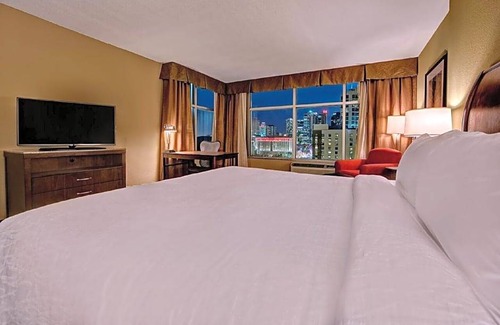 Rutledge Hill Hotel | 3-Star Hotel ∙ Hilton Garden Inn Nashville Downtown/Convention Center