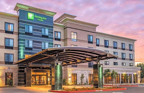 Milpitas Hotel | 3-Star Hotel ∙ Holiday Inn Hotel & Suites Silicon Valley – Milpitas, an IHG Hotel