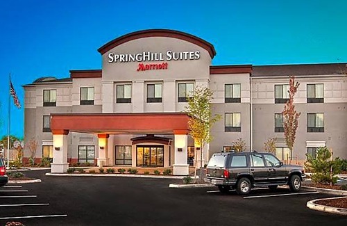 Medford Hotel | 3-Star Hotel ∙ SpringHill Suites by Marriott Medford