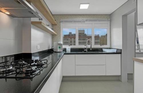 Balneario Cidade Atlantica Apartment | 3 Suites Gourmet Balcony AC Grill
