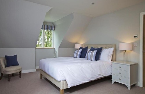 Bugford House | 3 The Drive, Hillfield Village, Dartmouth