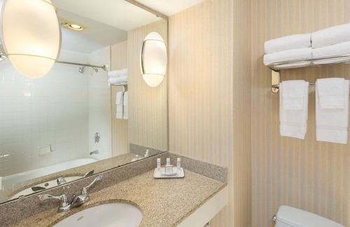 Blacksburg Hotel | 3 Units Perfect for a Family Stay! Steps away from Stadiums and Campus Events