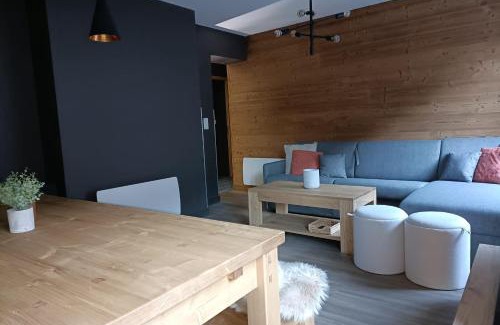 Orelle Apartment | 3 Vallées & cycling cols Cosy 6 to 8 stay