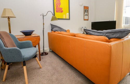 Worthing Cottage | 3 WENBAN MEWS, family friendly, country holiday cottage in Worthing