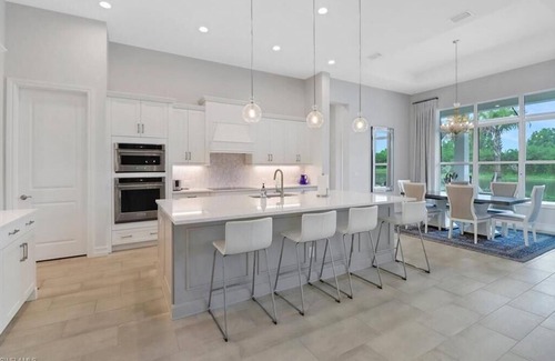 Naples House | 30-day minimum lease | Naples Reserve | 2 bedrooms | 2 office spaces with pull-out couches | 3 bathrooms