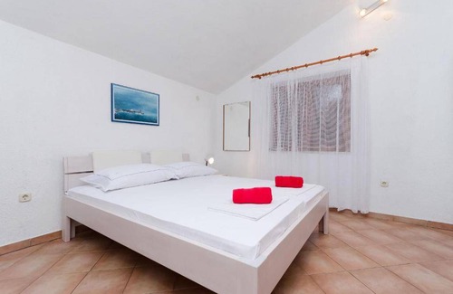 Sibinj Krmpotski Apartment | 30 m² Apartment ∙ 2 guests