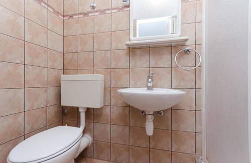 Sibinj Krmpotski Apartment | 30 m² Apartment ∙ 2 guests