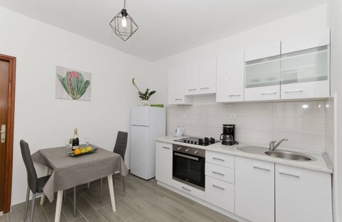 Supetar Apartment | 30 m² Apartment ∙ 2 guests
