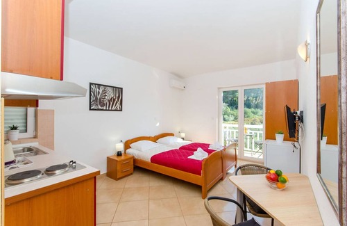 Tucepi Apartment | 30 m² Apartment ∙ 2 guests