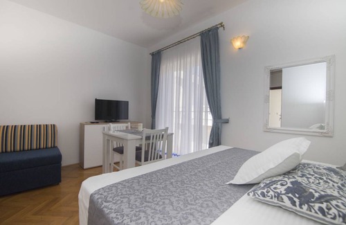 Tucepi Apartment | 30 m² Apartment ∙ 3 guests
