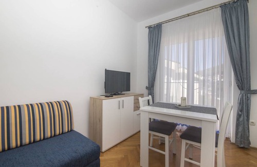 Tucepi Apartment | 30 m² Apartment ∙ 3 guests