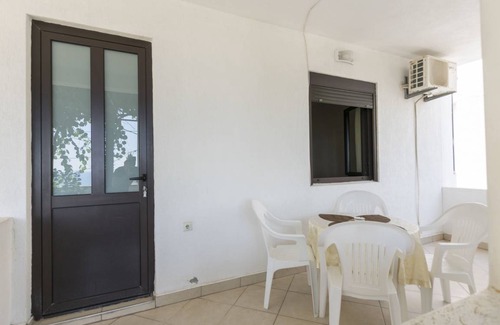 Ulcinj Apartment | 30 m² Apartment ∙ 4 guests