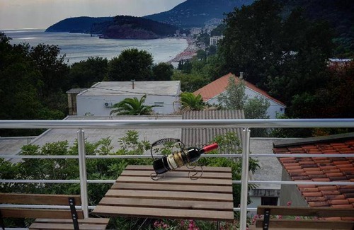 Sutomore Bed & Breakfast | 30 m² Bed and breakfast ∙ 4 guests