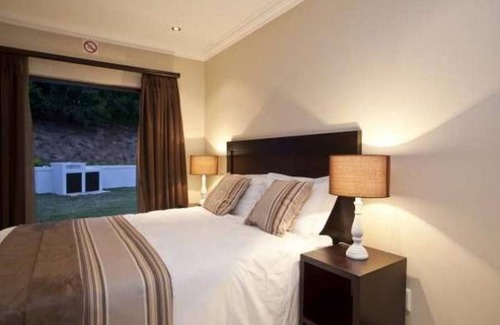 Umhlanga Resort | 30 m² Private room ∙ 6 bedrooms ∙ 2 guests
