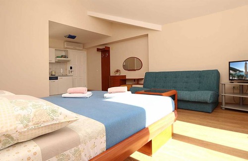 Drvenik Apartment | 30 m² Studio flat ∙ 1 bedroom ∙ 4 guests