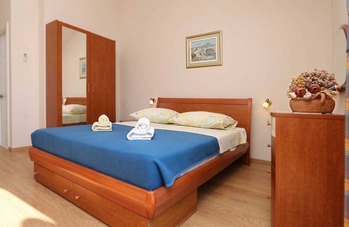 Drvenik Apartment | 30 m² Studio flat ∙ 1 bedroom ∙ 4 guests